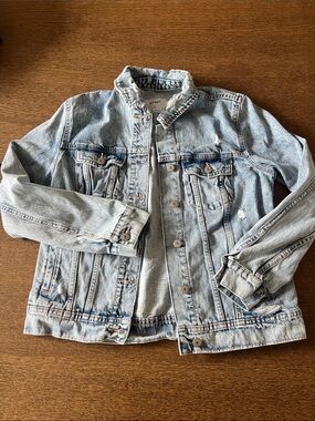 Old Navy Light Wash Blue Denim Jean Jacket